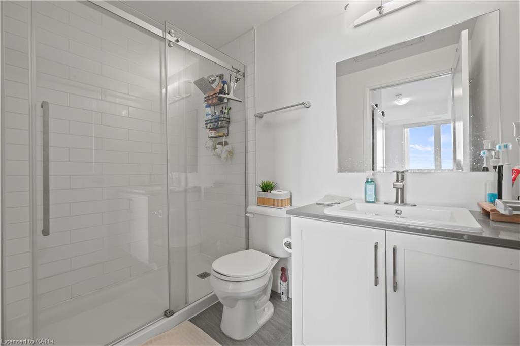 2305-108 Garment Street, Kitchener, ON - Indoor Photo Showing Bathroom