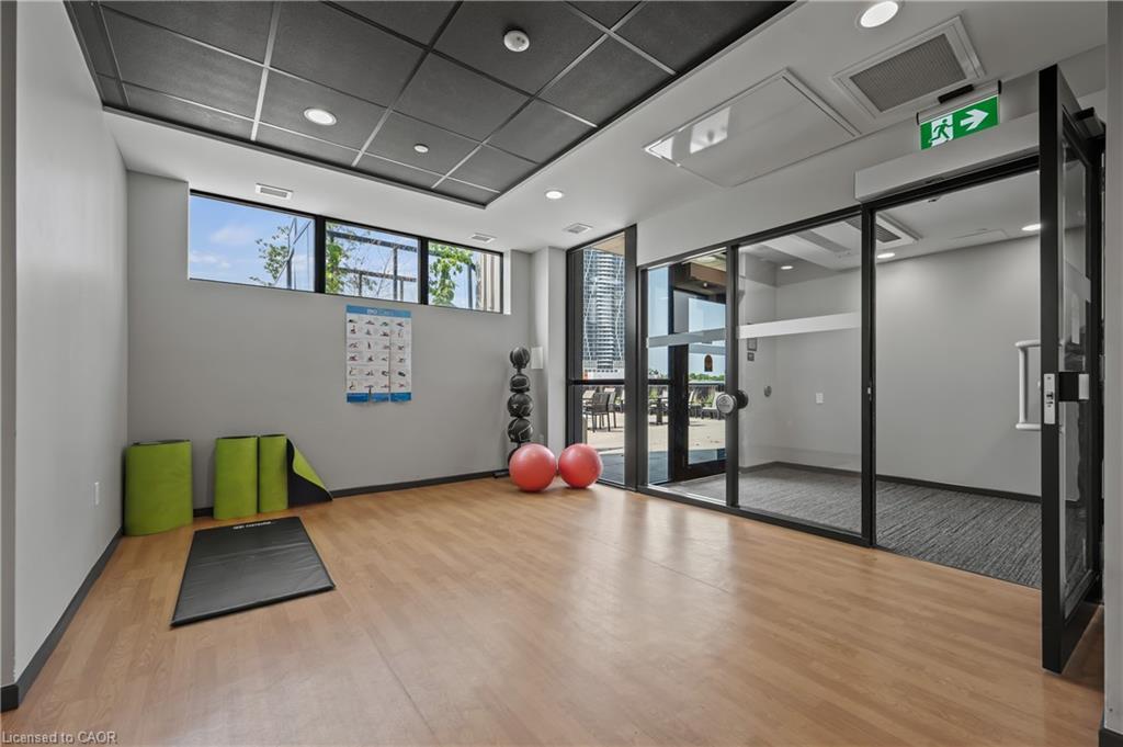 2305-108 Garment Street, Kitchener, ON - Indoor Photo Showing Other Room