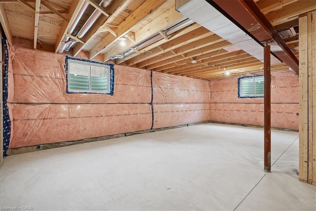 15 Wiley Trail, Welland, ON - Indoor Photo Showing Basement