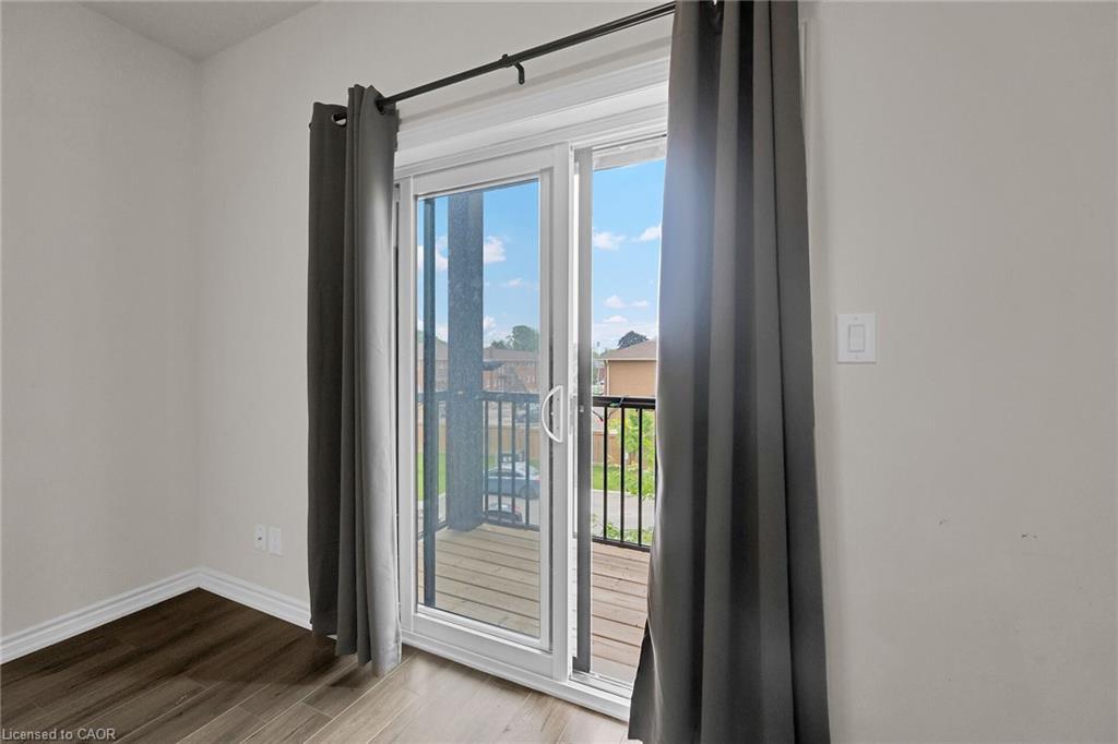 3C-164 Heiman Street, Kitchener, ON - Indoor Photo Showing Other Room