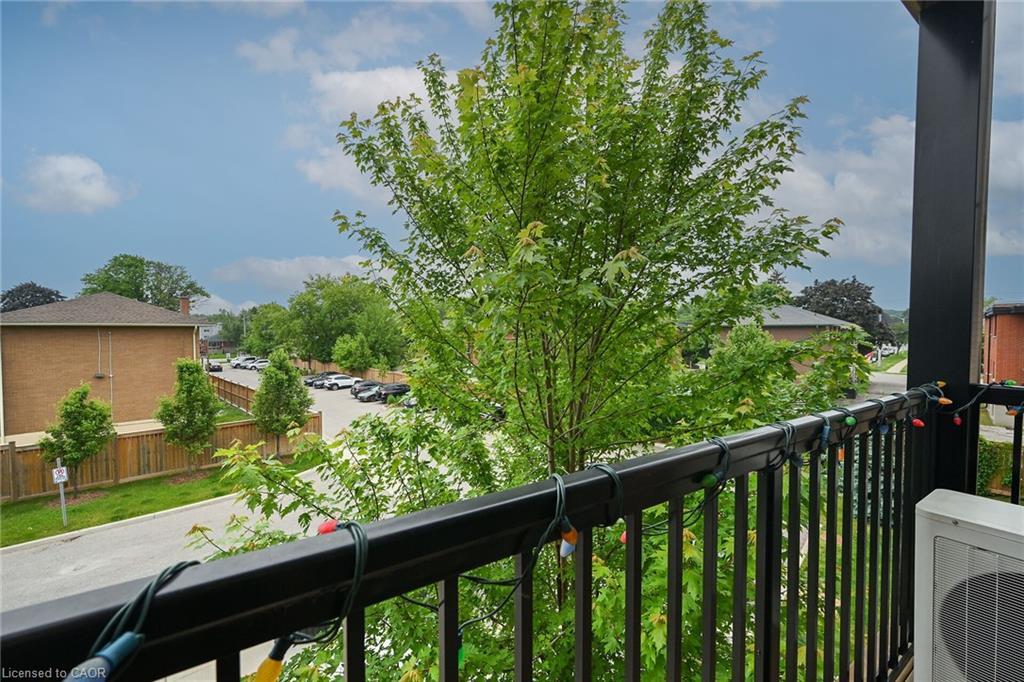 3C-164 Heiman Street, Kitchener, ON - Outdoor