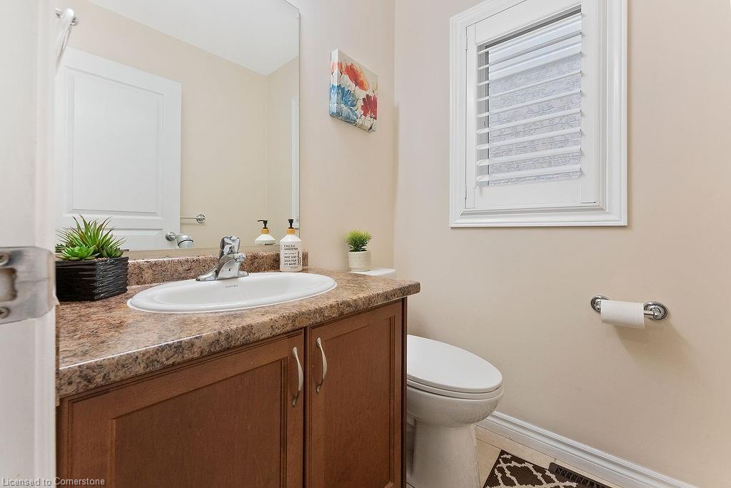 67 Bellroyal Crescent, Stoney Creek, ON - Indoor Photo Showing Bathroom