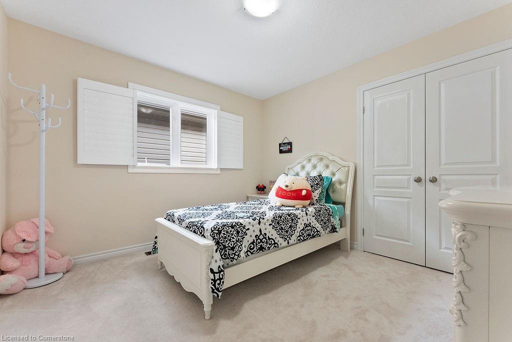 67 Bellroyal Crescent, Stoney Creek, ON - Indoor Photo Showing Bedroom