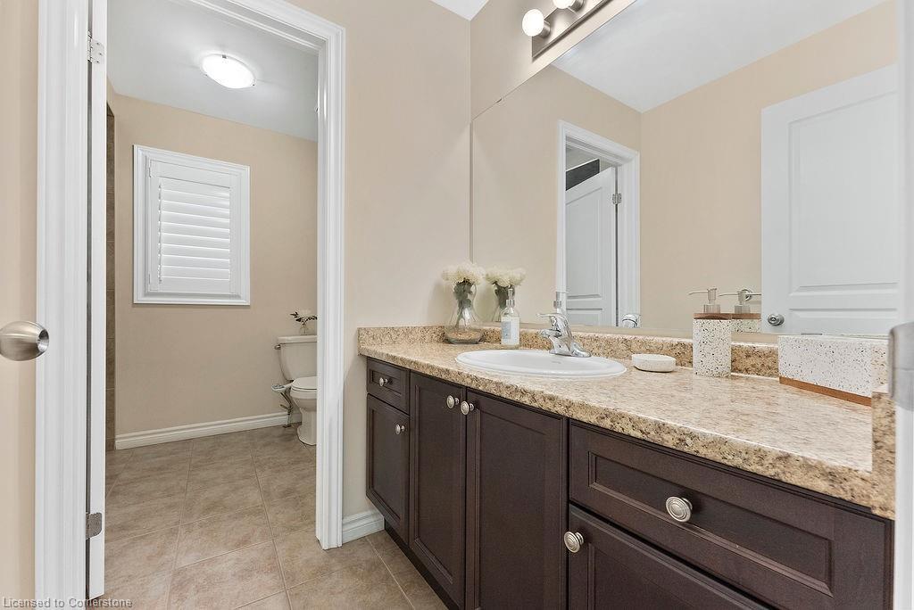 67 Bellroyal Crescent, Stoney Creek, ON - Indoor Photo Showing Bathroom