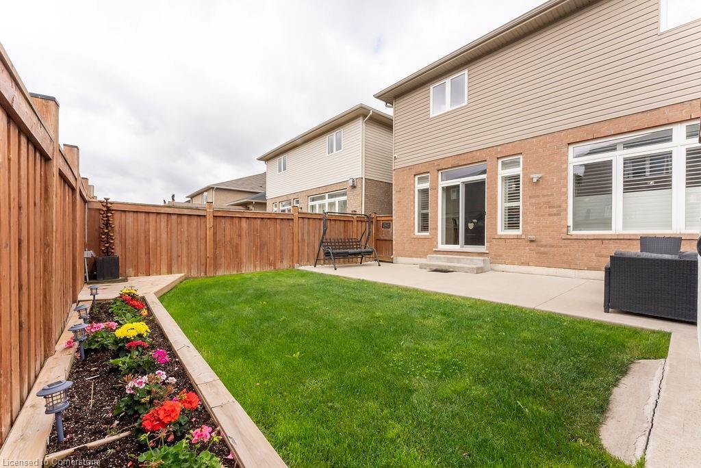 67 Bellroyal Crescent, Stoney Creek, ON - Outdoor