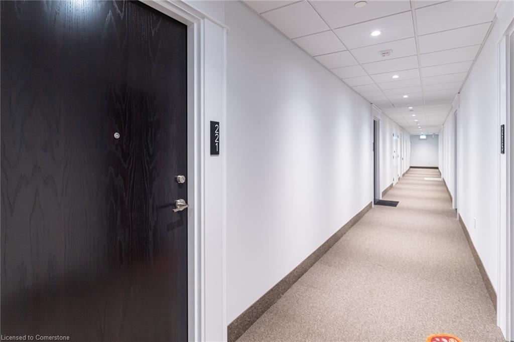 221-1936 Rymal Road E, Hamilton, ON - Indoor Photo Showing Other Room