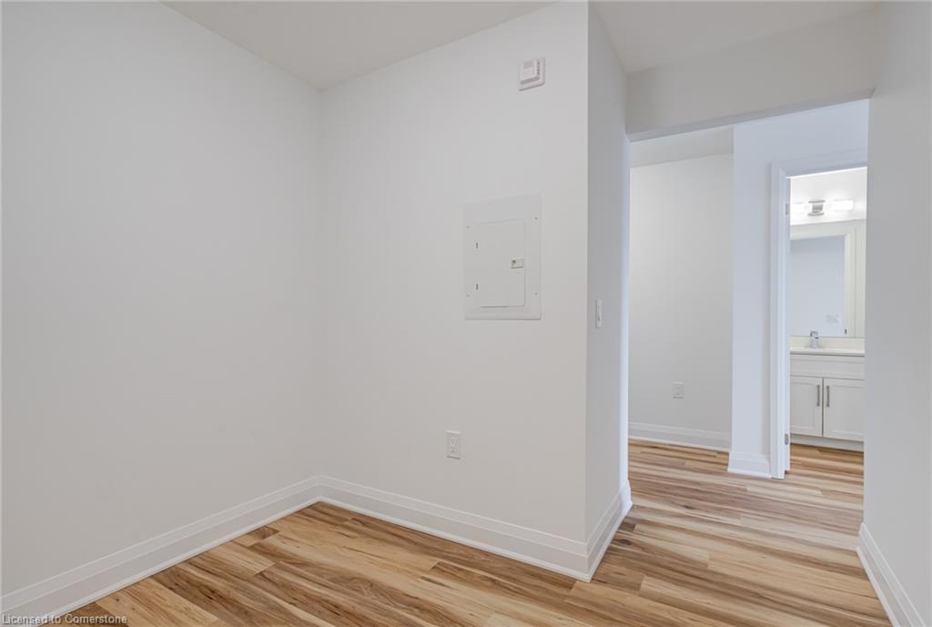 221-1936 Rymal Road E, Hamilton, ON - Indoor Photo Showing Other Room