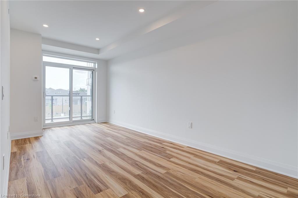 221-1936 Rymal Road E, Hamilton, ON - Indoor Photo Showing Other Room