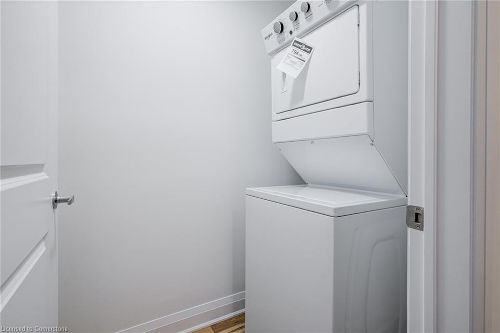 221-1936 Rymal Road E, Hamilton, ON - Indoor Photo Showing Laundry Room