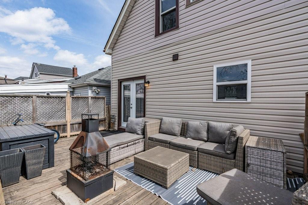 99 Robins Avenue, Hamilton, ON - Outdoor With Deck Patio Veranda With Exterior