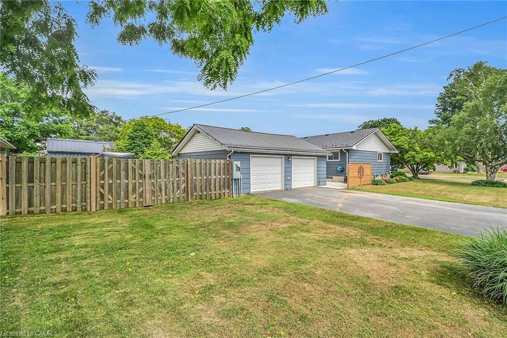 4 Clifford Street, Port Dover, ON - Outdoor