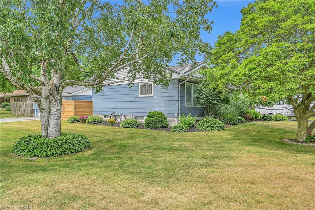 4 Clifford Street, Port Dover, ON - Outdoor