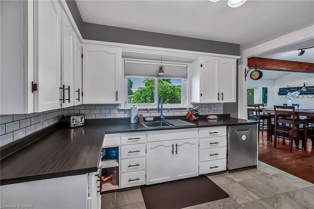 4 Clifford Street, Port Dover, ON - Indoor Photo Showing Kitchen