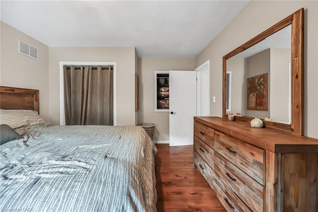 4 Clifford Street, Port Dover, ON - Indoor Photo Showing Bedroom