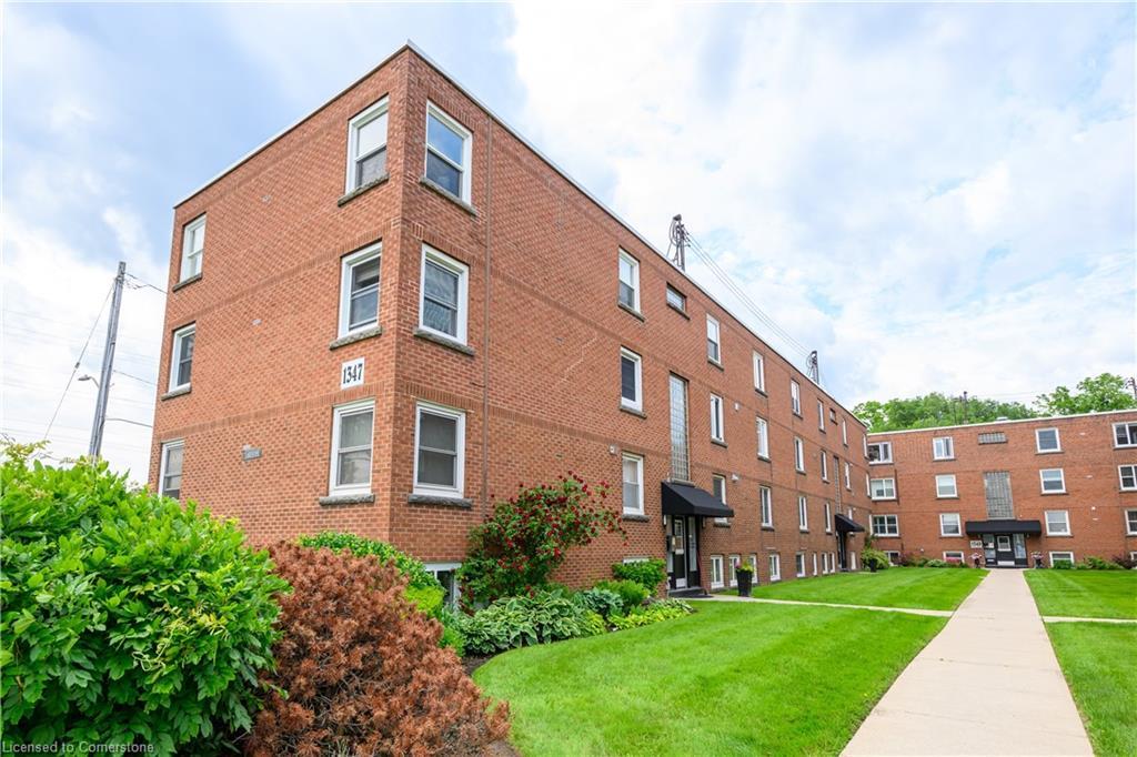 24-1347 Lakeshore Road, Burlington, ON - Outdoor With Exterior