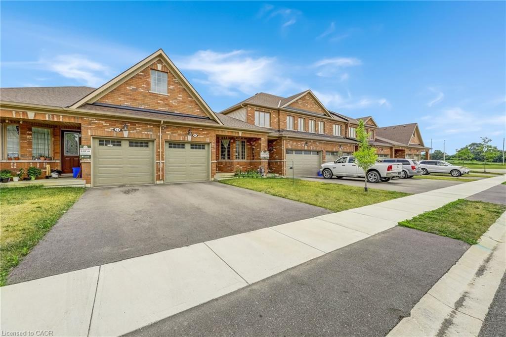 11 Harwood Street, Tillsonburg, ON - Outdoor With Facade