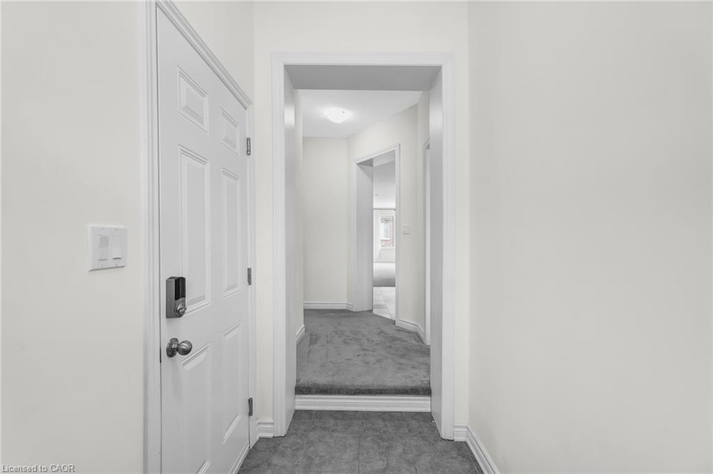 11 Harwood Street, Tillsonburg, ON - Indoor Photo Showing Other Room