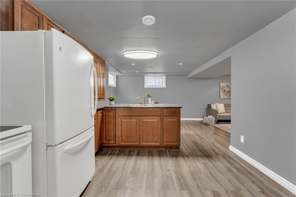 293 King George Road, Brantford, ON - Indoor