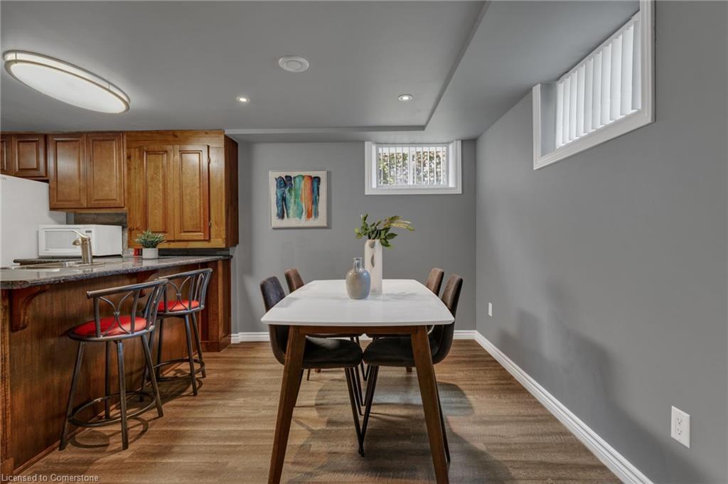 293 King George Road, Brantford, ON - Indoor Photo Showing Dining Room
