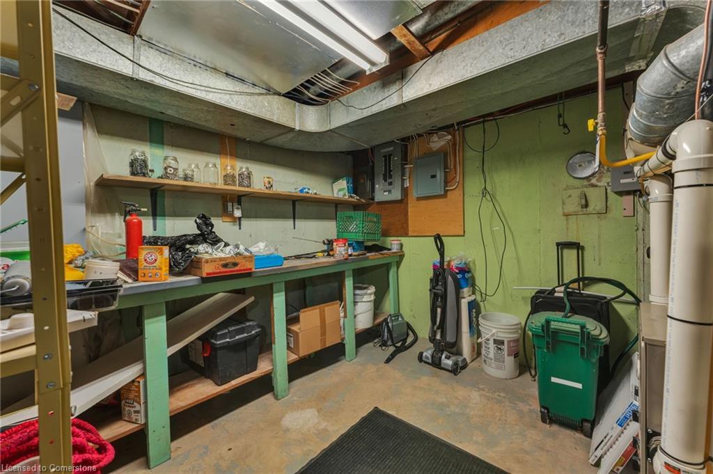 293 King George Road, Brantford, ON - Indoor Photo Showing Basement
