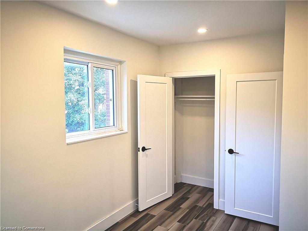 4-19 Hamilton Street, St. Thomas, ON - Indoor Photo Showing Other Room