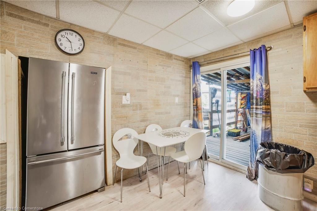 127 Province Street N, Hamilton, ON - Indoor Photo Showing Dining Room