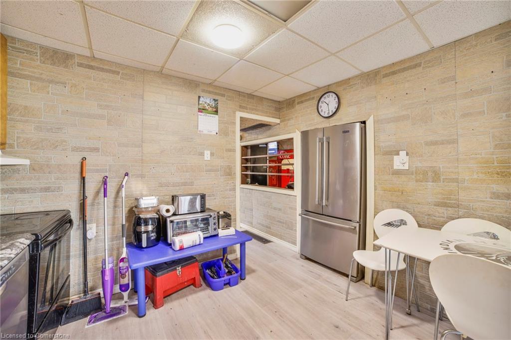 127 Province Street N, Hamilton, ON - Indoor