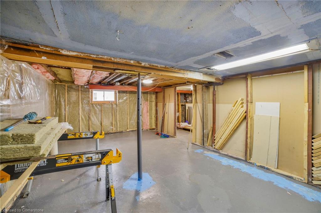 127 Province Street N, Hamilton, ON - Indoor Photo Showing Basement