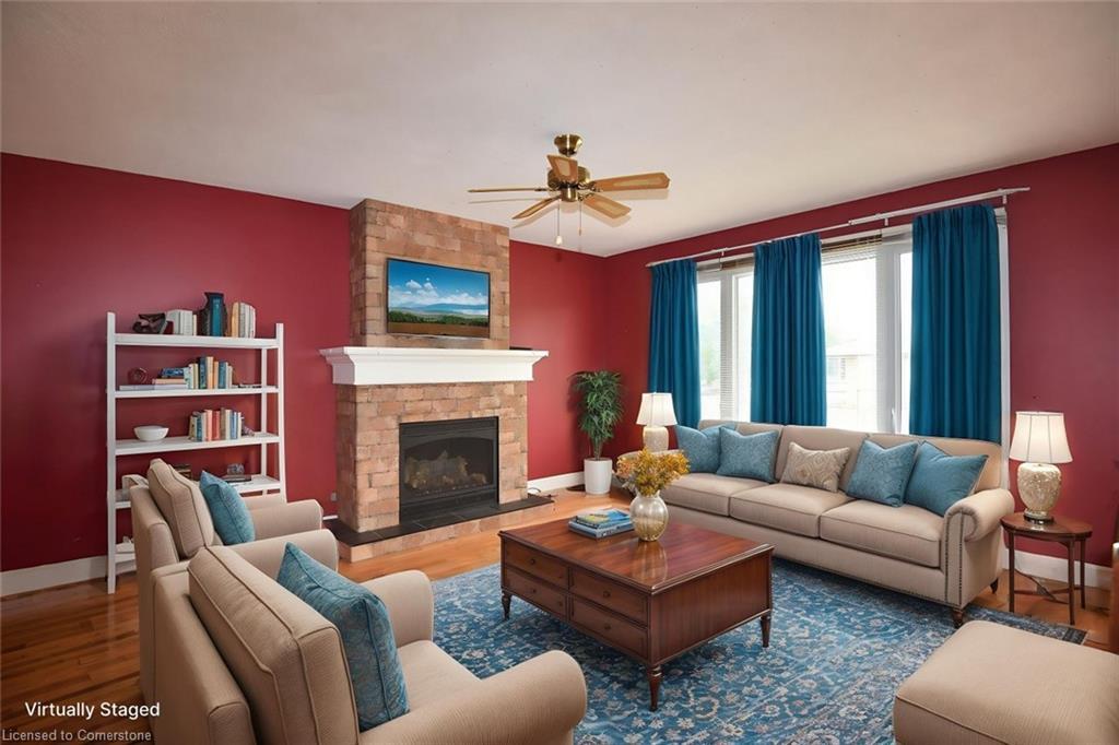 79 Barrington Drive, Welland, ON - Indoor Photo Showing Living Room With Fireplace
