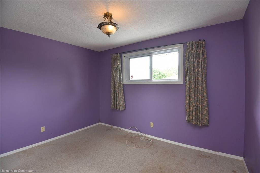 79 Barrington Drive, Welland, ON - Indoor