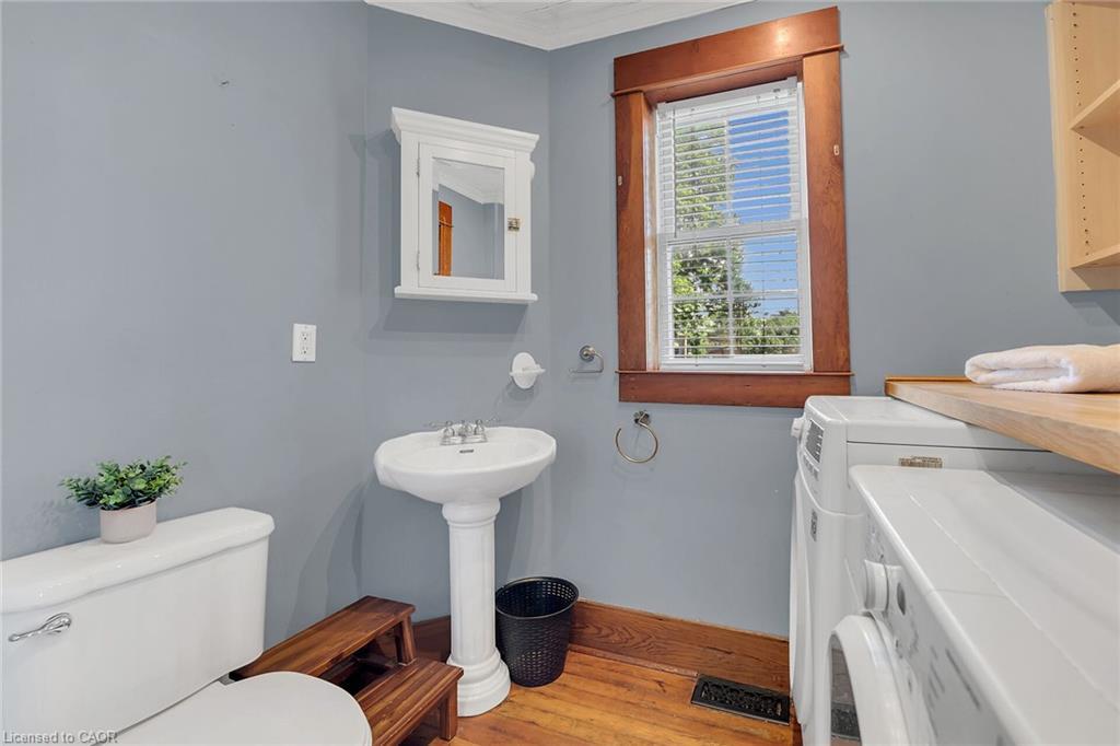 2689 North Shore Drive, Dunnville, ON - Indoor Photo Showing Bathroom