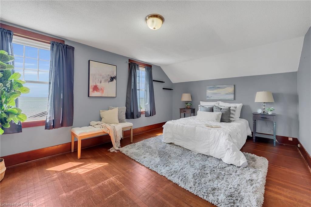 2689 North Shore Drive, Dunnville, ON - Indoor Photo Showing Bedroom