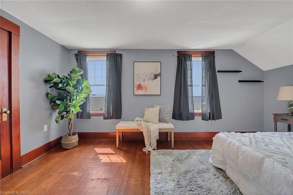 2689 North Shore Drive, Dunnville, ON - Indoor Photo Showing Bedroom