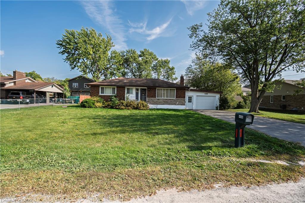 4486 Lyons Creek Road, Niagara Falls, ON - Outdoor