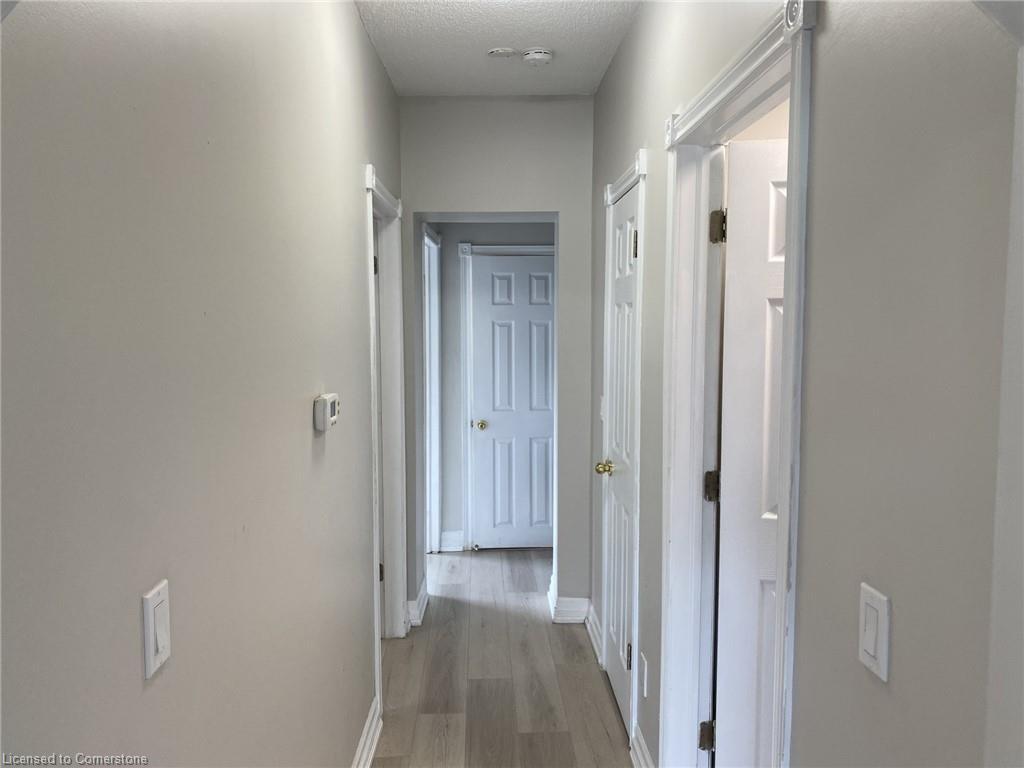 1164 Cannon Street E, Hamilton, ON - Indoor Photo Showing Other Room