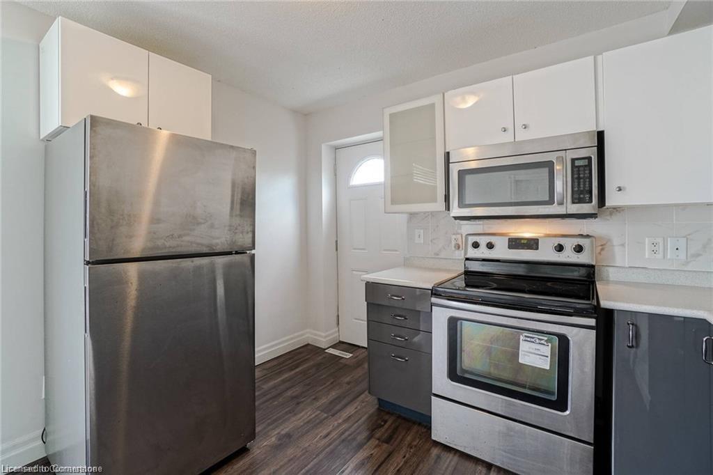 1164 Cannon Street E, Hamilton, ON - Indoor Photo Showing Kitchen With Stainless Steel Kitchen