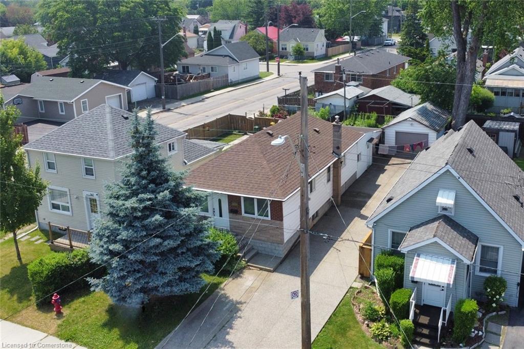205 Ivon Avenue, Hamilton, ON - Outdoor