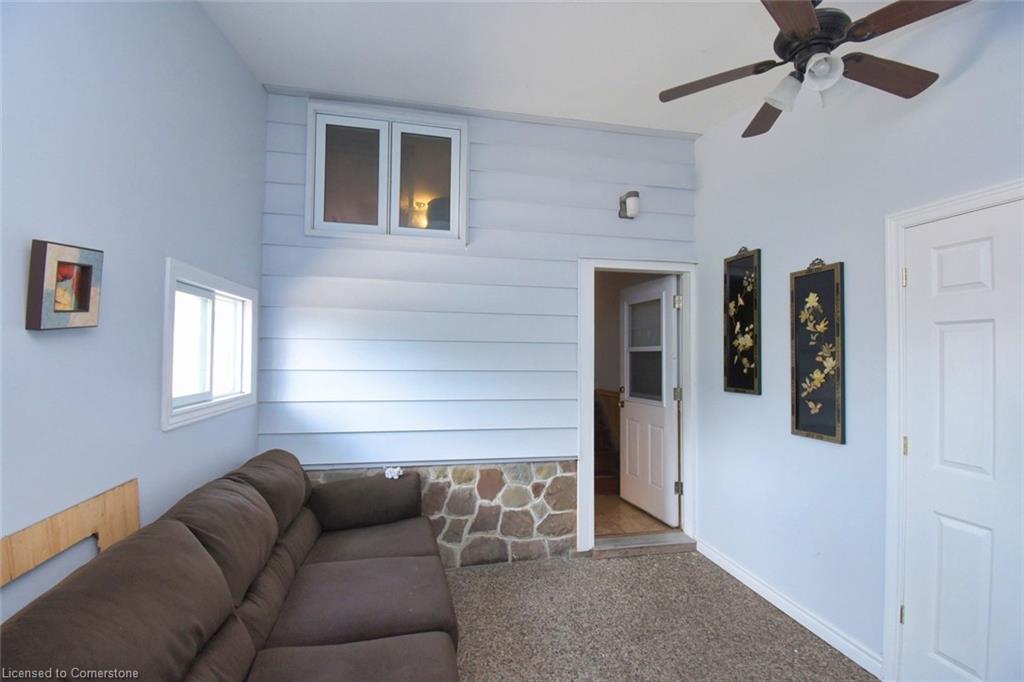 205 Ivon Avenue, Hamilton, ON - Indoor