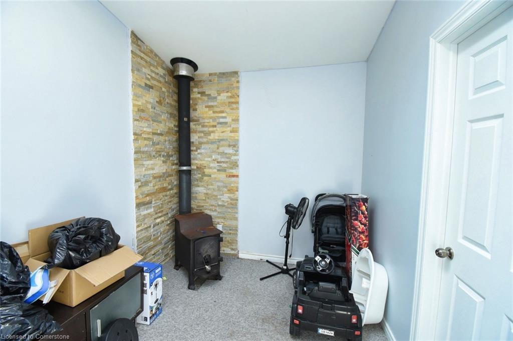 205 Ivon Avenue, Hamilton, ON - Indoor