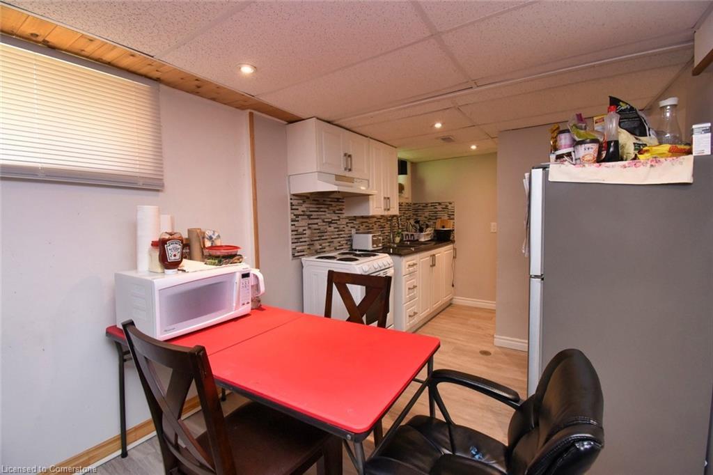 205 Ivon Avenue, Hamilton, ON - Indoor