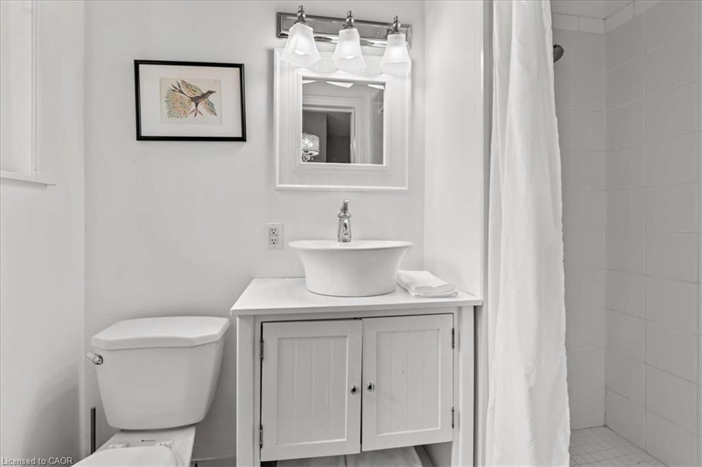 14 Parker Drive, Roseneath, ON - Indoor Photo Showing Bathroom