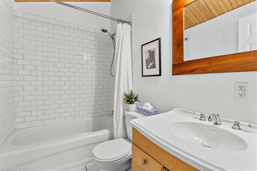 14 Parker Drive, Roseneath, ON - Indoor Photo Showing Bathroom