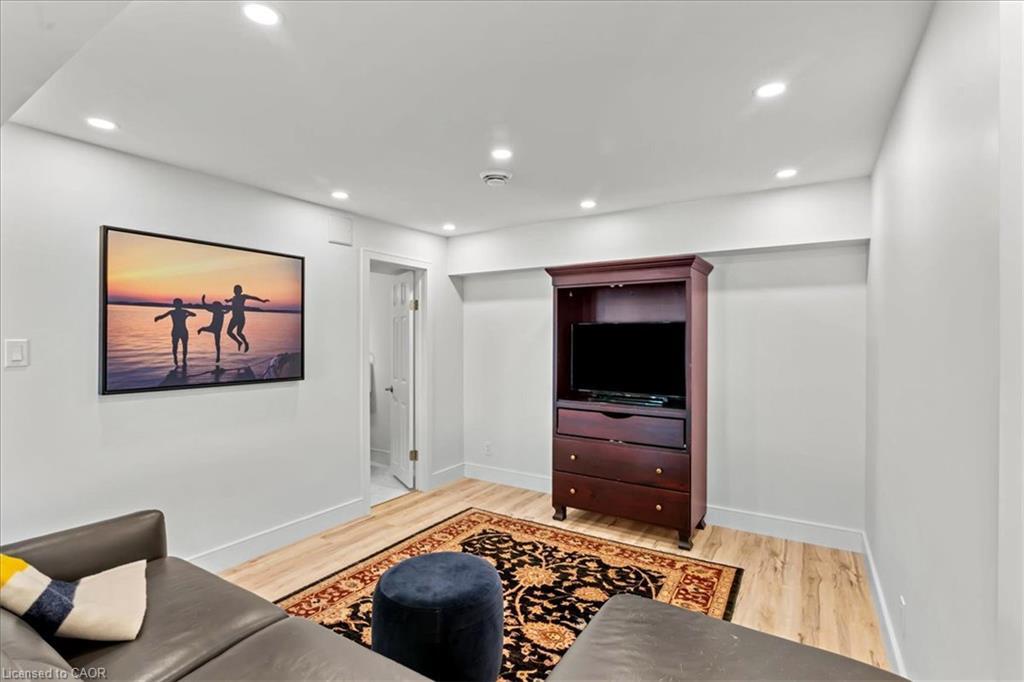 14 Parker Drive, Roseneath, ON - Indoor