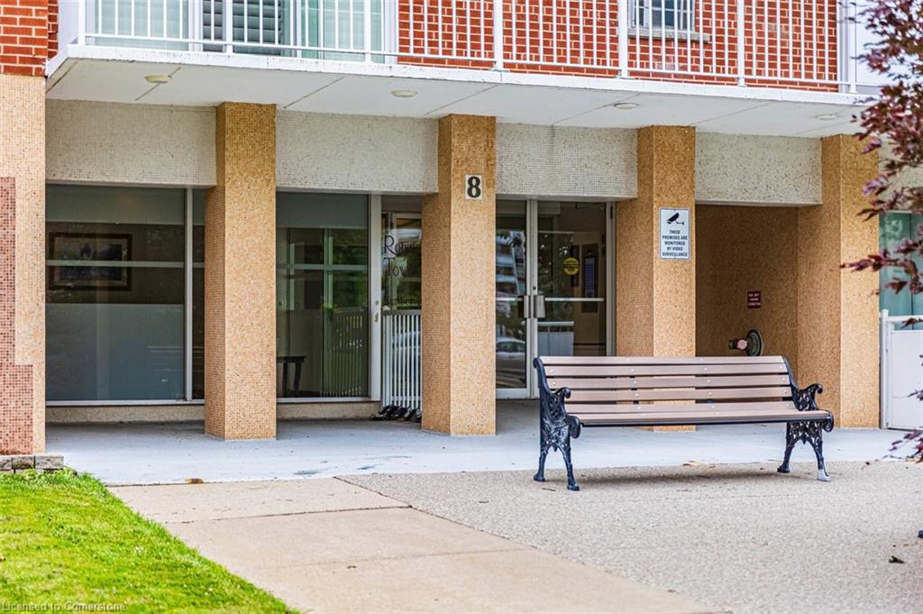 805-8 Woodman Drive S, Hamilton, ON - Outdoor With Exterior