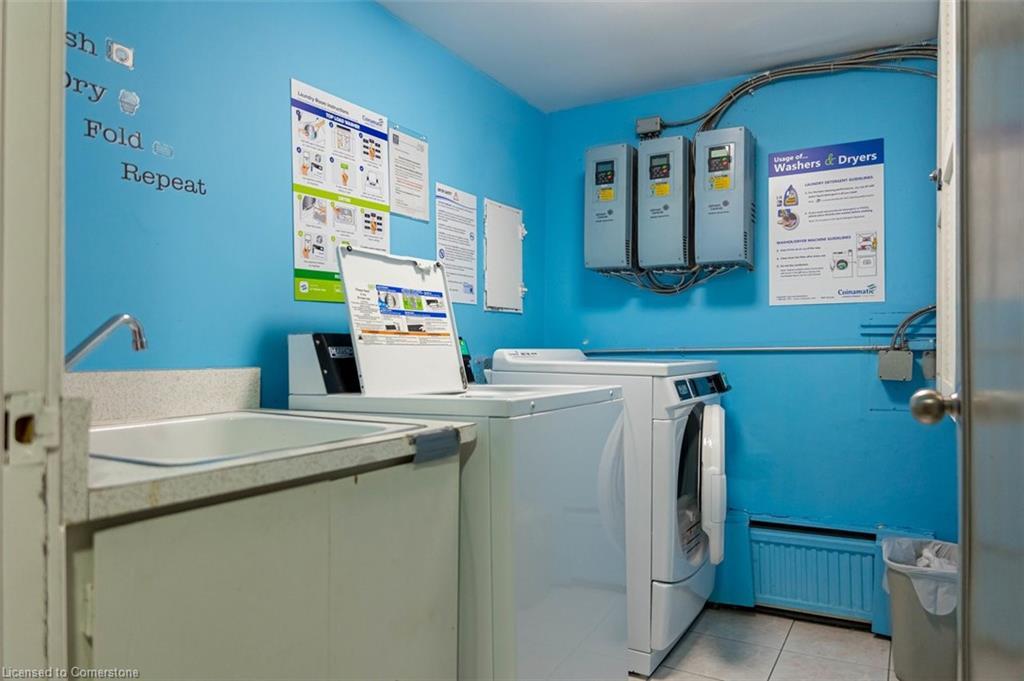 805-8 Woodman Drive S, Hamilton, ON - Indoor Photo Showing Laundry Room