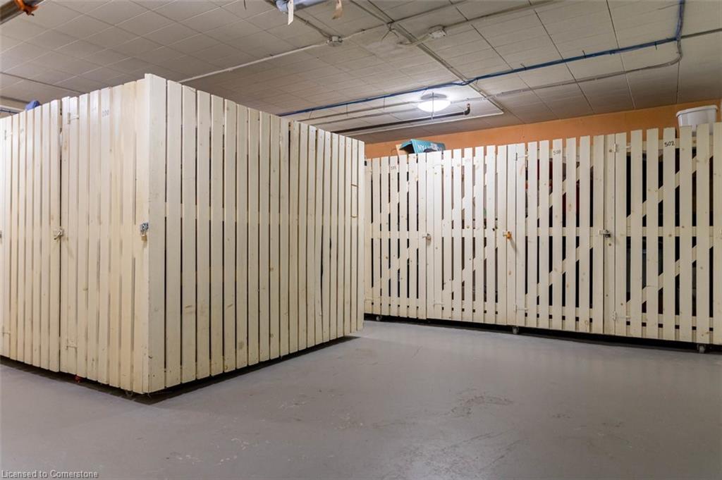 805-8 Woodman Drive S, Hamilton, ON - Indoor Photo Showing Other Room