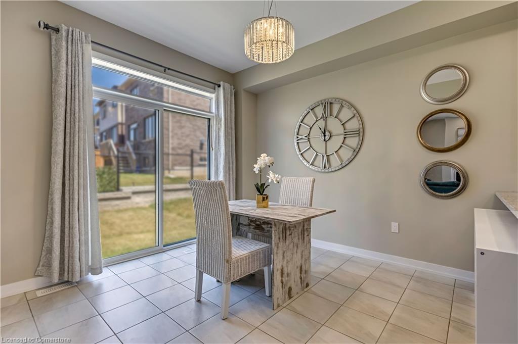 44 Santos Drive, Caledonia, ON - Indoor