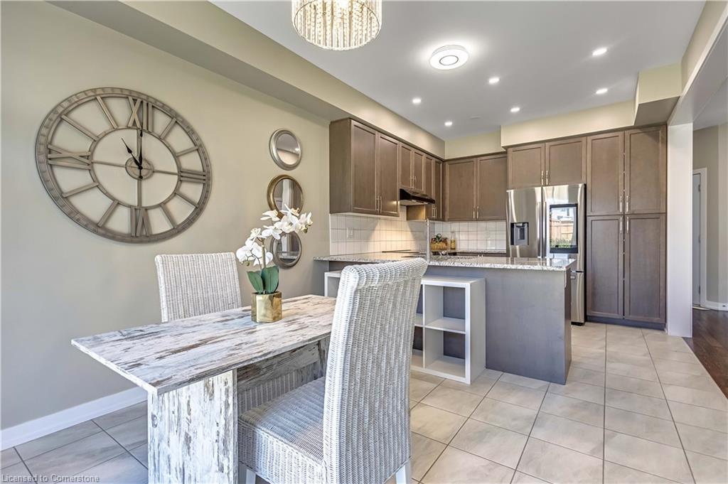 44 Santos Drive, Caledonia, ON - Indoor