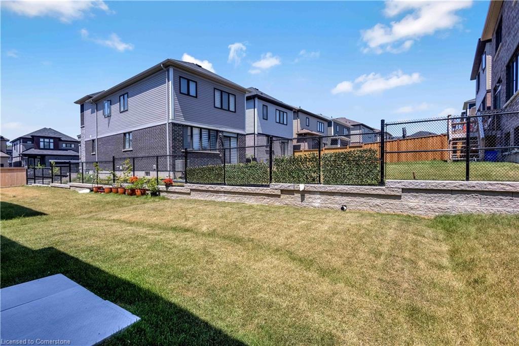 44 Santos Drive, Caledonia, ON - Outdoor