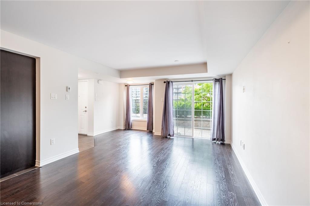 59-2441 Greenwich Drive, Oakville, ON - Indoor Photo Showing Other Room